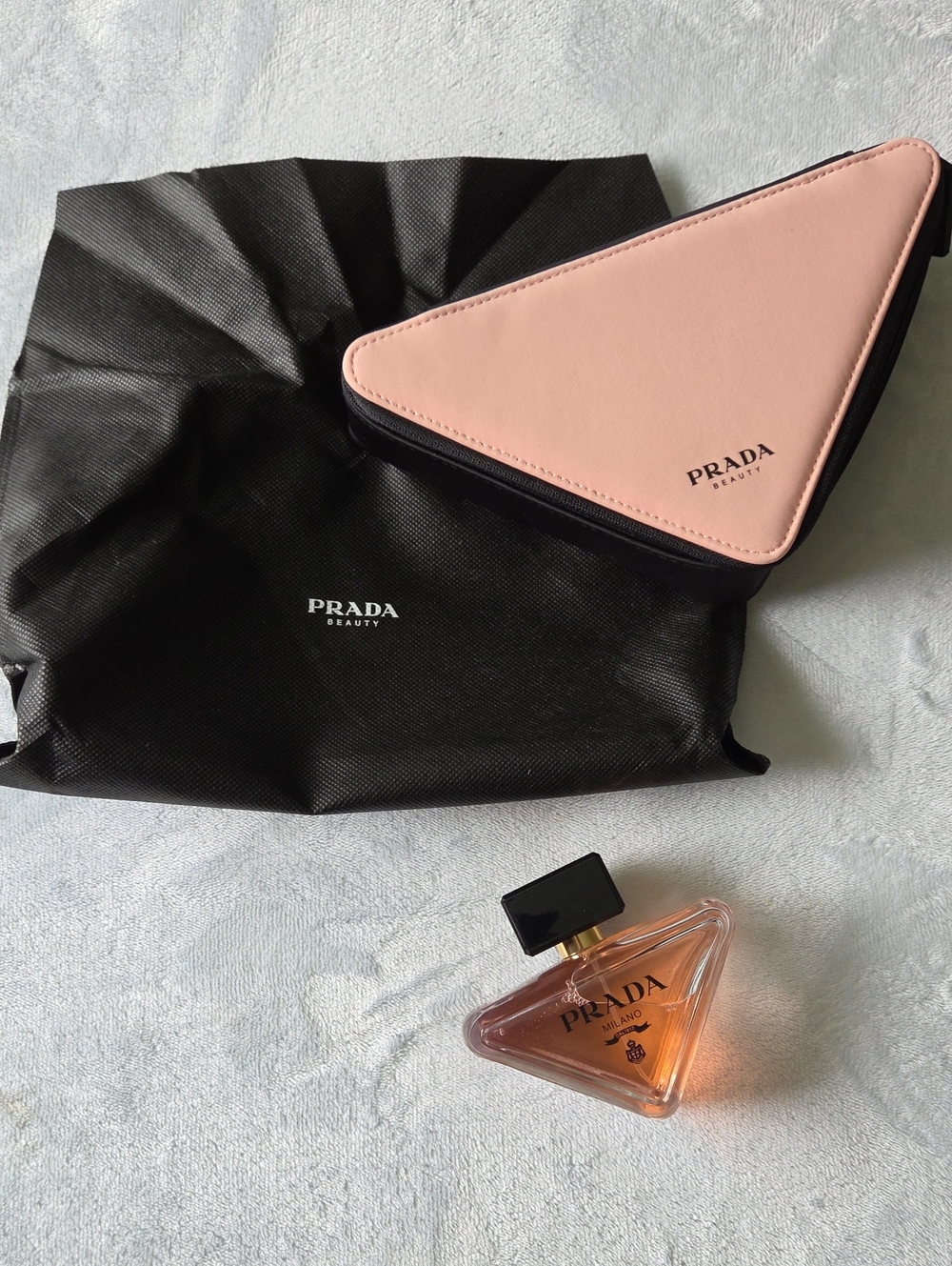 BRAND NEW Prada Perfume WITH DUSTBAG & Prada Pink Triangle Cosmetic Pouch